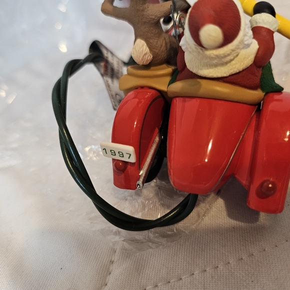 Vintage The Hallmark Keepsake 1997 Motorcycle Chums Christmas Ornament Magic Lig - Picture 6 of 10